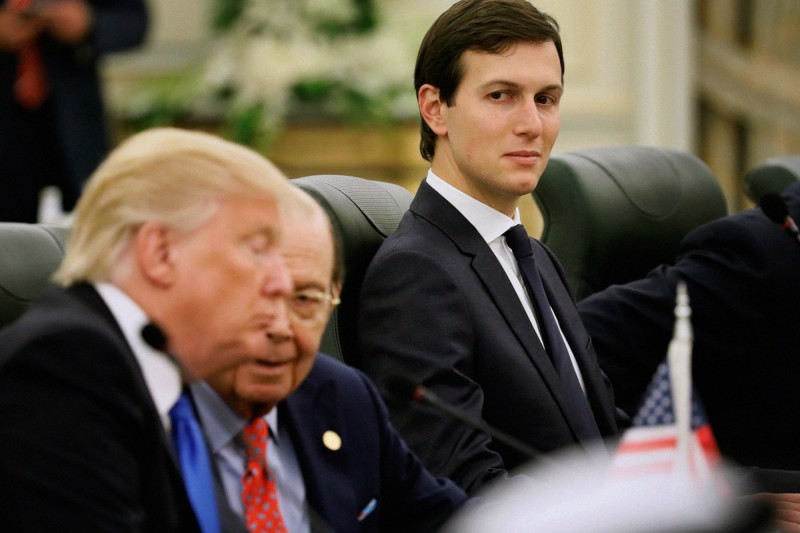 Jared Kushner  jedna je od najuticajnijih osoba u Beloj kući. Savetnik je predsednika Trumpa i muž njegove ćerke Ivanke.